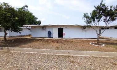 CAMPAMENTO PETROLERO EN VENTA UBICADO EN UNA ZONA RURAL - INDUSTRIAL