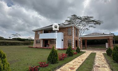 VENTA de CASA CAMPESTRE en MESA DE LOS SANTOS