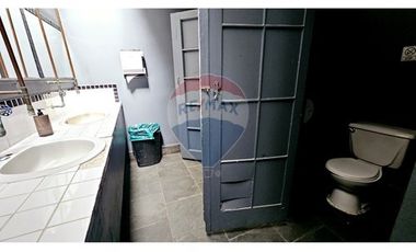 Venta DERECHO LLAVE Restaurant y Salón Eventos