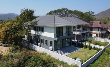 3 Bedroom House for sale in Luang Nuea, Chiang Mai