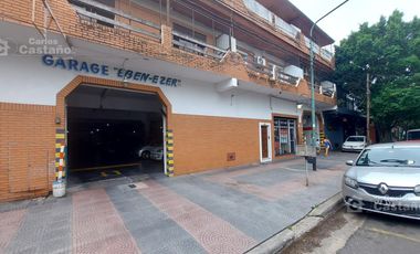 1 ½ de Av. Maipu. 100 cocheras. 2 plantas. 2000m2