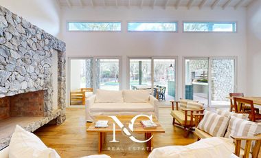 Casa en  venta en Costa Esmeralda Marítimo IV