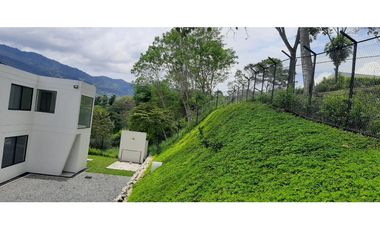Maat Vende Casa en Condominio-Villeta 1.500m2 $1.650 Millones