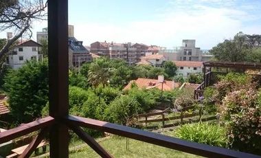 Casa en venta - 3 Dormitorios 3 Baños - 450Mts2 - Pinamar