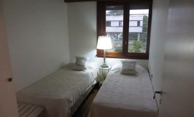 Casa en venta - 3 Dormitorios 3 Baños - 450Mts2 - Pinamar