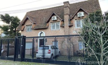 Casa Venta  - La Horqueta - Lomas de San Isidro