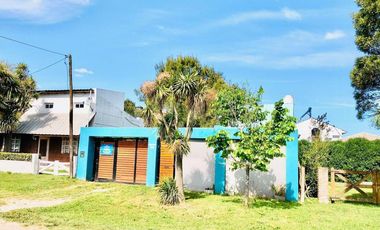 CASA DE 4 AMB EN SANTA ELENA + LOCAL