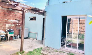 CASA DE 4 AMB EN SANTA ELENA + LOCAL