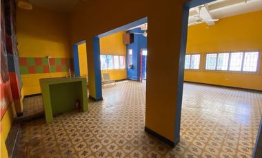 Espectacular casa para uso comercial