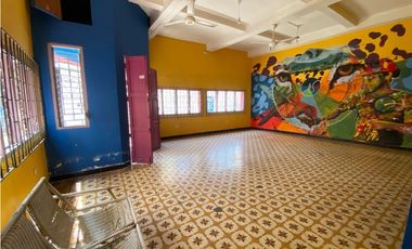 Espectacular casa para uso comercial