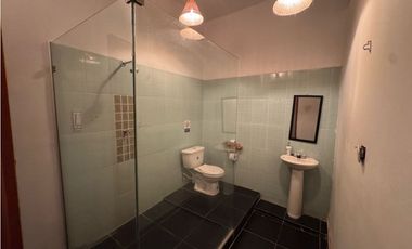 Espectacular casa para uso comercial