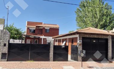 ALQUILER CASA 4 DORM. - B° VILLA MARÍA, NEUQUÉN CAPITAL