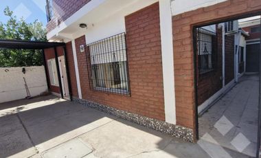 ALQUILER CASA 4 DORM. - B° VILLA MARÍA, NEUQUÉN CAPITAL