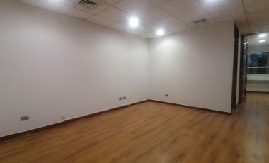 AV LAS CONDES/ LAS TRANQUERAS/ ARRIENDO OFICINA