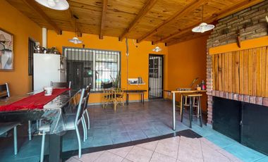 Casa de 3 dormitorios con pileta en Fisherton