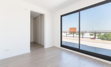 2 ambientes con terraza propia, toilette y vestidor
