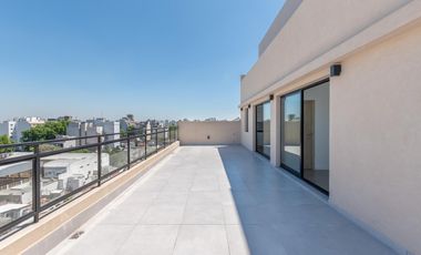2 ambientes con terraza propia, toilette y vestidor