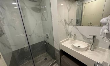 SAN TELMO. VENTA MONOAMBIENTE CON PATIO. AMOBLADO Y EQUIPADO
