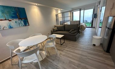 SAN TELMO. VENTA MONOAMBIENTE CON PATIO. AMOBLADO Y EQUIPADO