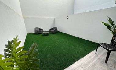 SAN TELMO. VENTA MONOAMBIENTE CON PATIO. AMOBLADO Y EQUIPADO
