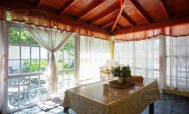 Casa - Burzaco