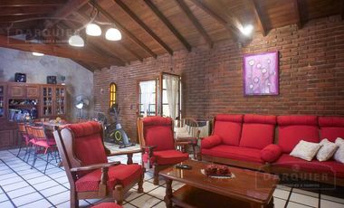 Casa - Burzaco
