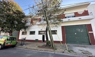 Galpón en Avellaneda a pasos de Pavon