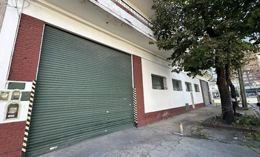 Galpón en Avellaneda a pasos de Pavon