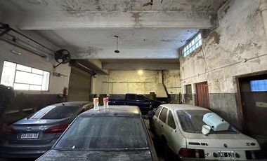 Galpón en Avellaneda a pasos de Pavon