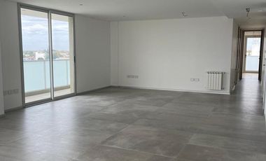 Departamento 4 ambientes con patio aterrazado minipsicina y parrilla en venta - Sensum, Quilmes