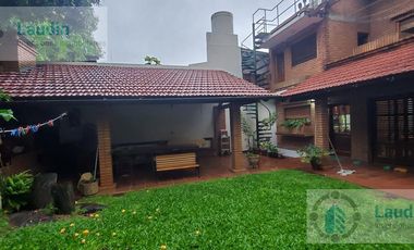 Se vende suntuosa casa - Villa Sarita Posadas