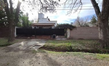 CASA EN VENTA - GRANADERO BAIGORRIA