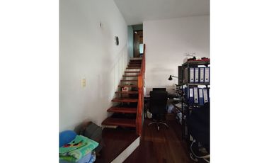 CASA EN VENTA - GRANADERO BAIGORRIA