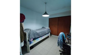 CASA EN VENTA - GRANADERO BAIGORRIA