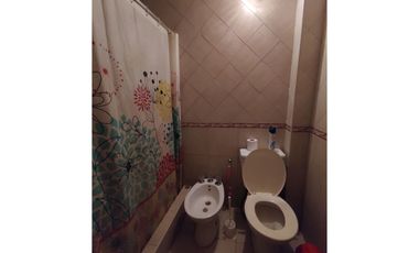 CASA EN VENTA - GRANADERO BAIGORRIA