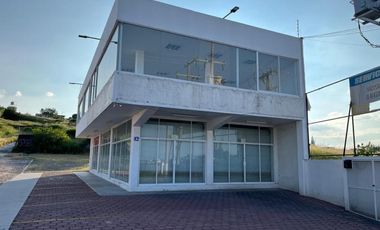 PLAZA COMERCIAL EN VENTA EN CORREGIDORA QUERETARO