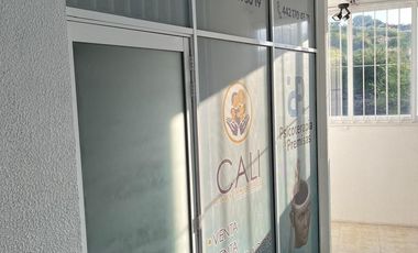 PLAZA COMERCIAL EN VENTA EN CORREGIDORA QUERETARO