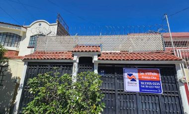 Casa en Venta en Loma Dorada - Loma Arandas 199