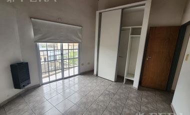 Venta departamento 3 ambientes con balcón  en Quilmes