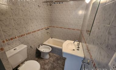 Venta departamento 3 ambientes con balcón  en Quilmes