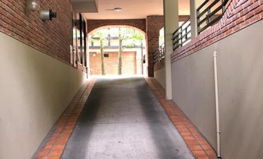 Cochera en venta en San Isidro Centro