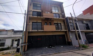 DEPARTAMENTO TIPO DÚPLEX 3 AMBIENTES CON BALCÓN WILDE CENTRO