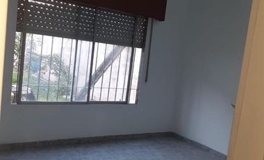 Casa - Burzaco