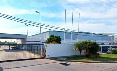 Depósito en Garin