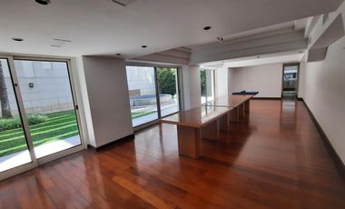 Elegancia y Estilo. Piso 363 m² 4/5 Dorm.. Gran Ubicación