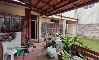 Casa - Luis Guillon