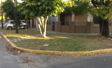 Casa - Temperley Oeste