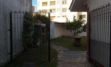 Venta Casa 3 Amb. en Mar del Tuyu - Excelente Estado - A 3 cuadras de la Playa