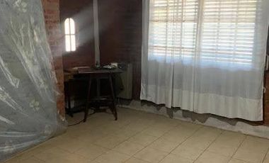 Casa en venta - 2 Dormitorios 1 Baño - Cochera - 322Mts2 - Glew