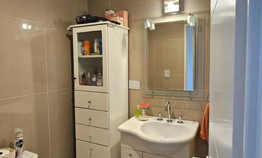 Hermoso Departamento 3 ambientes con Cochera en Lomas de Zamora Este. Apto Crédito!